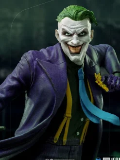 Batman - The Joker 1/10th Scale Statue