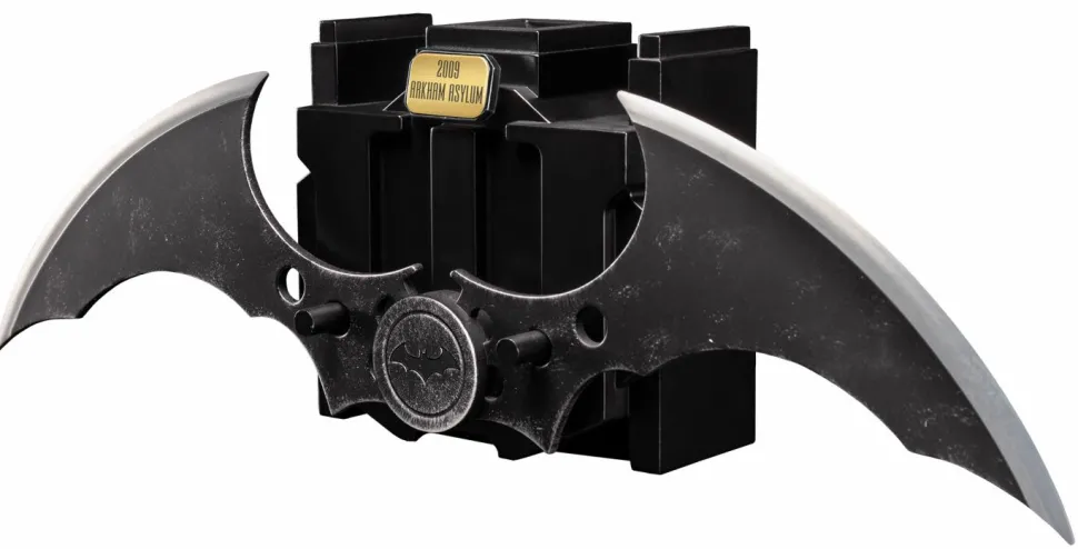 Batman: Arkham Asylum - Batarang Metal Prop Replica