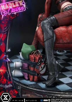 Batman: Arkham City - Harley Quinn Deluxe 1/3 Scale Statue