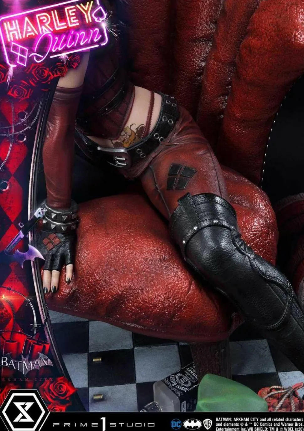 Batman: Arkham City - Harley Quinn 1/3 Scale Statue