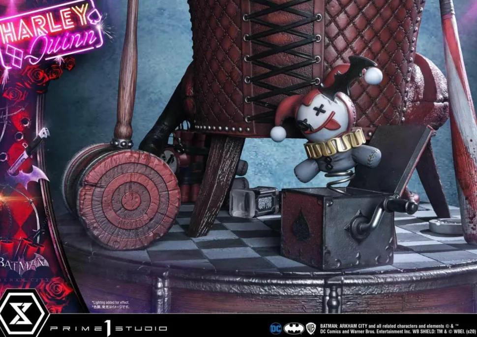Batman: Arkham City - Harley Quinn 1/3 Scale Statue
