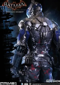 Batman: Arkham Knight - Arkham Knight 1:3 Scale Statue (Int Sales Only)