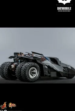 Batman Begins - Batmobile Tumbler 1/6th Scale Hot Toys Action Figure Vehicle Accessory