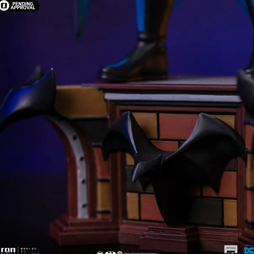 Batman: Detective Comics 85th Anniversary - Batman 1/10th Scale Statue