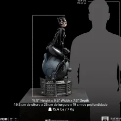 Batman Returns - Catwoman 1/4th Scale Legacy Statue