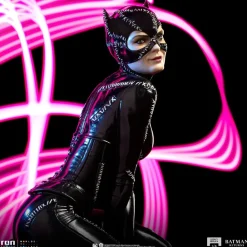 Batman Returns - Catwoman 1/4th Scale Legacy Statue