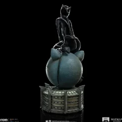 Batman Returns - Catwoman 1/4th Scale Legacy Statue