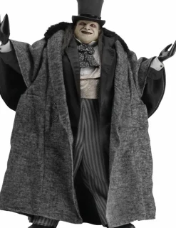 Batman Returns - Mayoral Penguin 1/4 Scale Action Figure