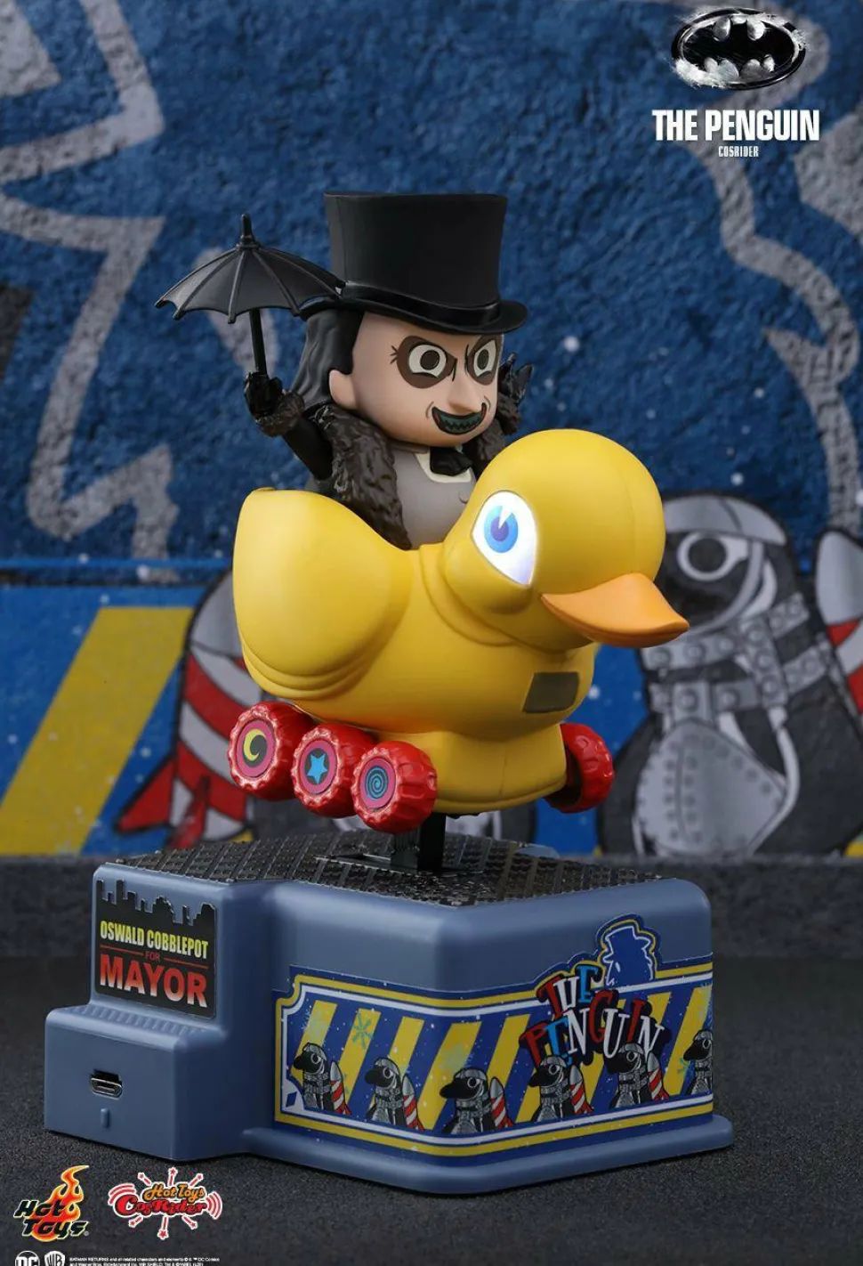 Batman Returns - The Penguin CosRider Hot Toys Figure