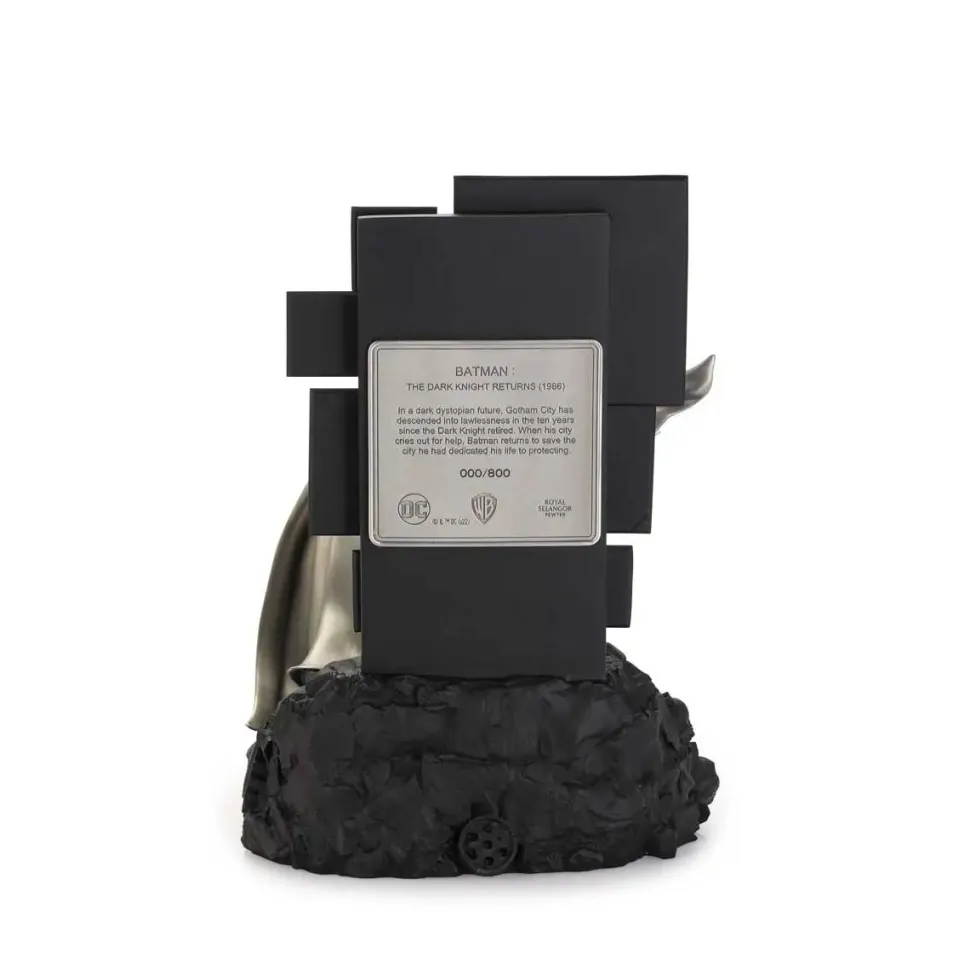 Batman: The Dark Knight Returns - Batman Limited Edition 11" Pewter Statue