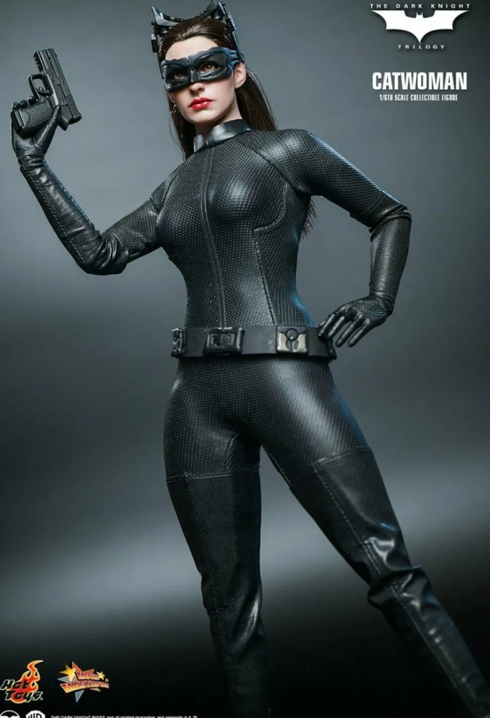 Batman: The Dark Knight Rises - Catwoman 1/6th Scale Hot Toys Action Figure