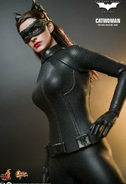Batman: The Dark Knight Rises - Catwoman 1/6th Scale Hot Toys Action Figure