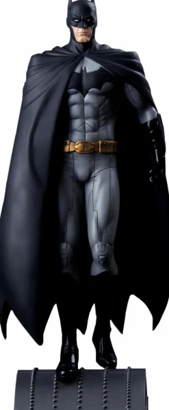 Batman: The New 52 - Batman 1/6th Scale Limited Edition Statue