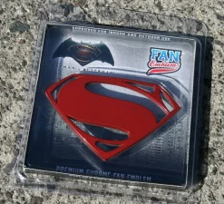 Batman v Superman: Dawn of Justice - Superman Red Chrome Premium Emblem