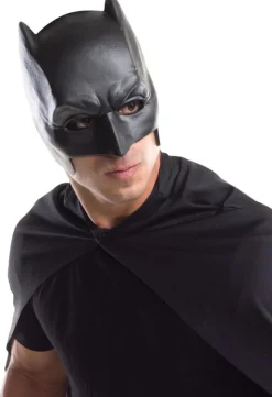 Batman v Superman: Dawn of Justice (2016) - Batman Cape and Mask Adult Roleplay Costume Accessory Pack (One Size Fits Most)
