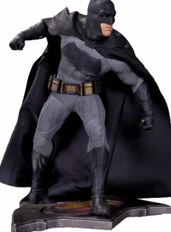 Batman vs Superman: Dawn of Justice - Batman 14” Statue