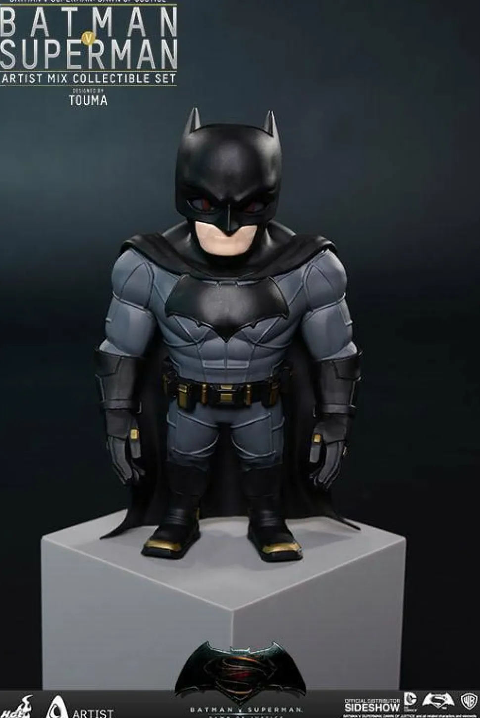 Batman vs Superman: Dawn of Justice - Batman and Superman Artist Mix Bobble Head Hot Toys Figures (Set of 2)