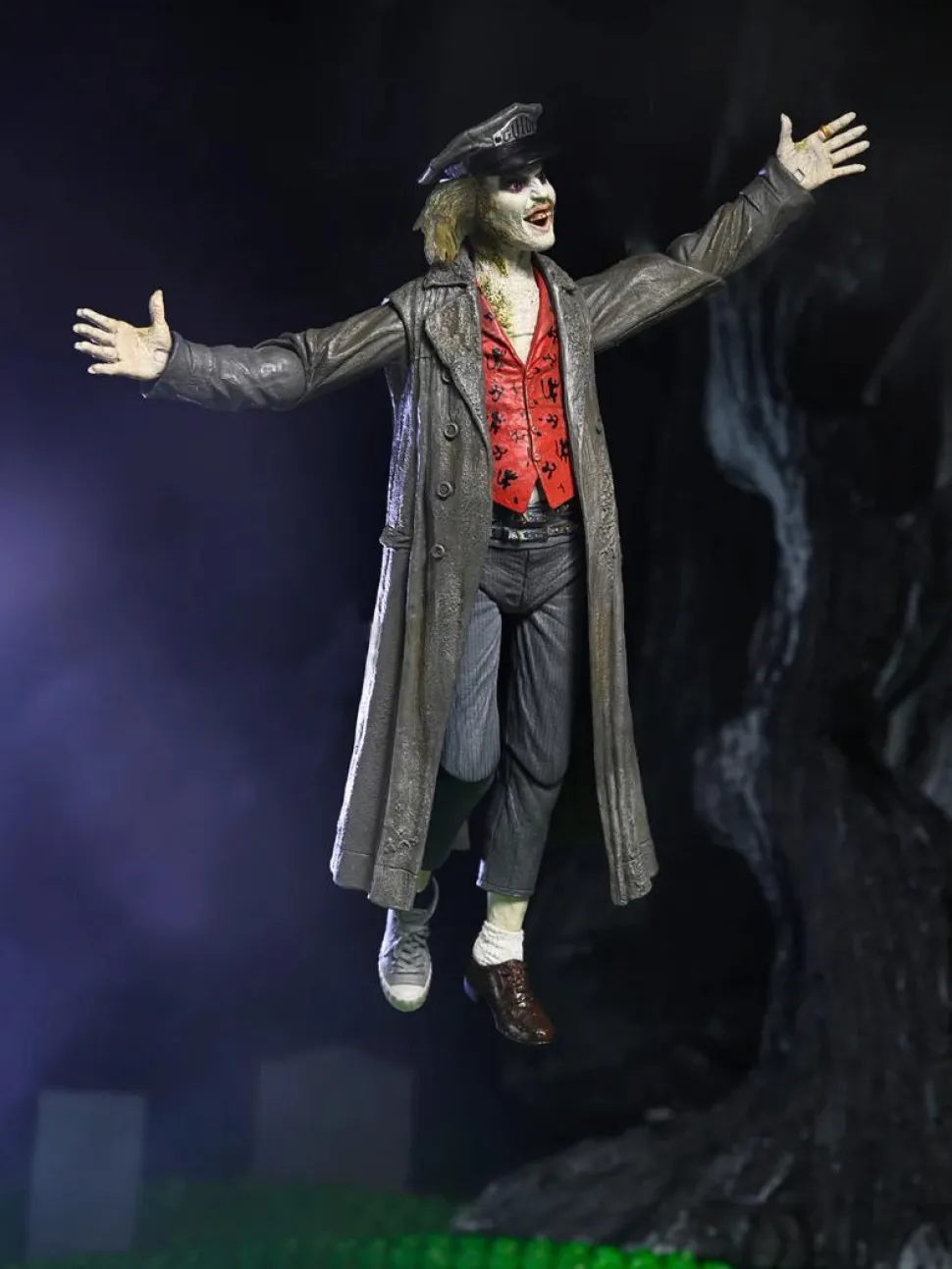 Beetlejuice (1988) - Beetlejuice Tour Guide 'The Bio-Exorcist' Ultimate 7" Scale Action Figure