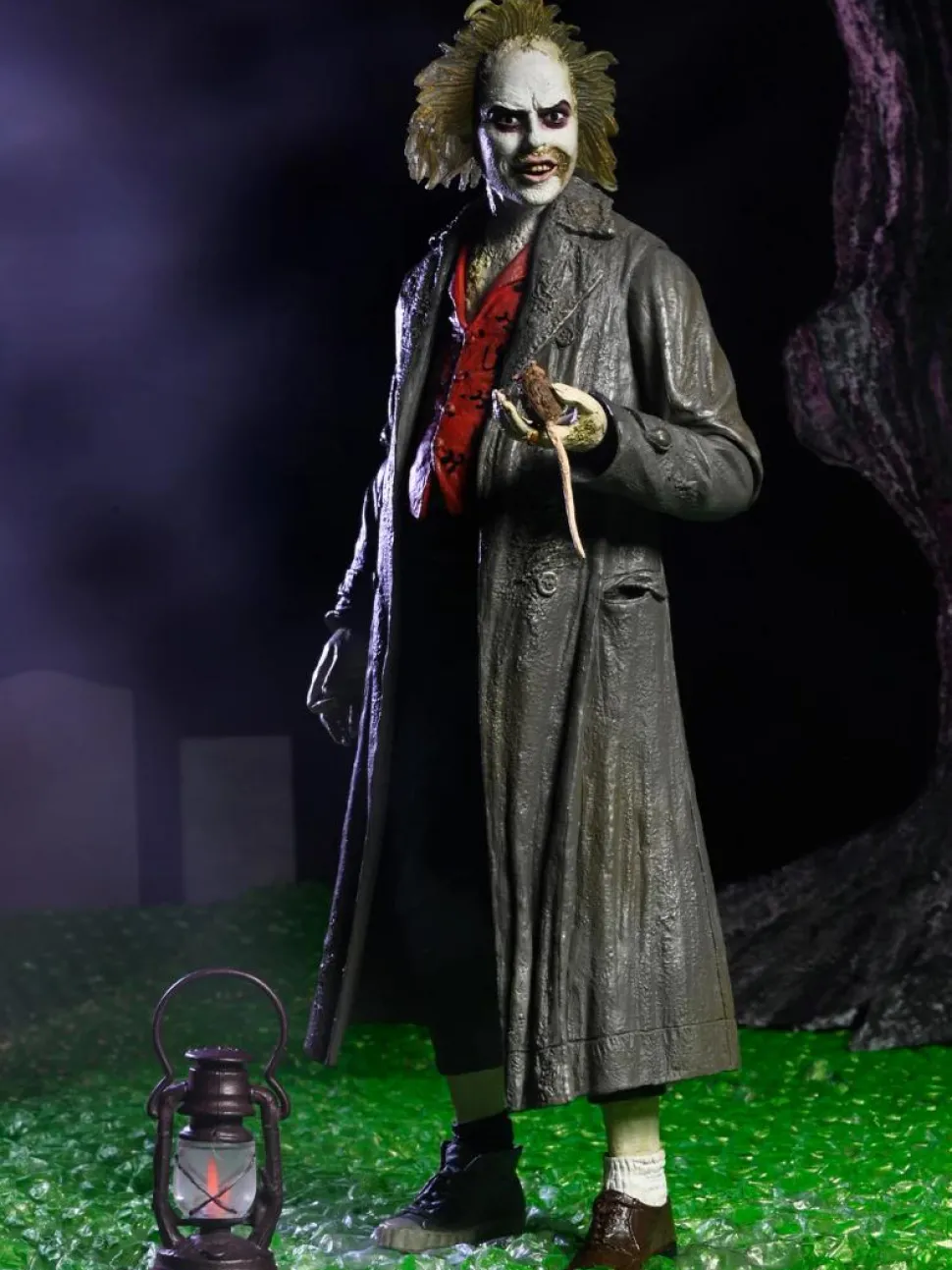Beetlejuice (1988) - Beetlejuice Tour Guide 'The Bio-Exorcist' Ultimate 7" Scale Action Figure