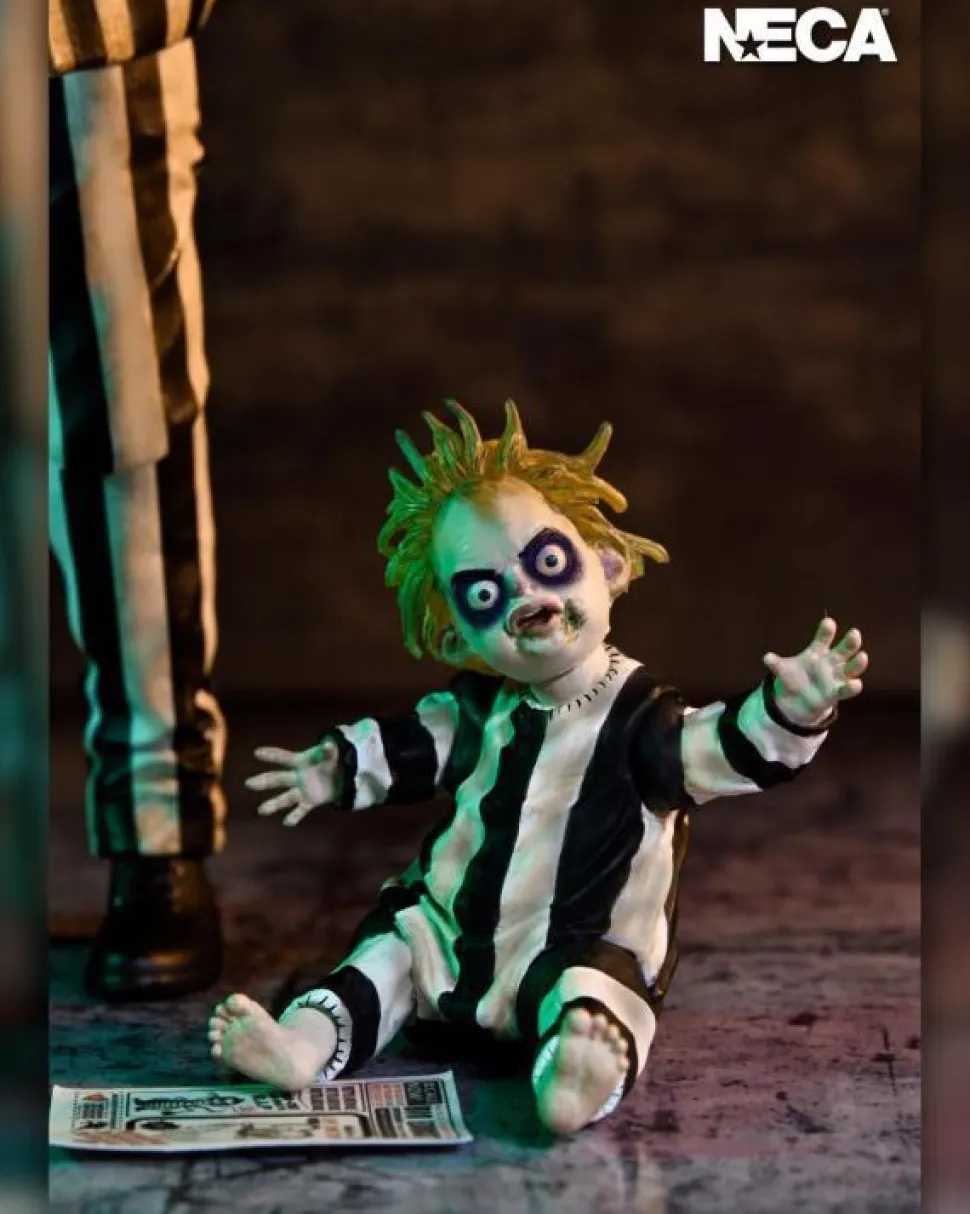 Beetlejuice Beetlejuice (2024) - Beetlejuice (Striped Suit) Ultimate 7'' Scale Action Figure