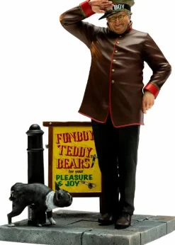 Benny Hill - Benny Hill 1/6th Scale Statue