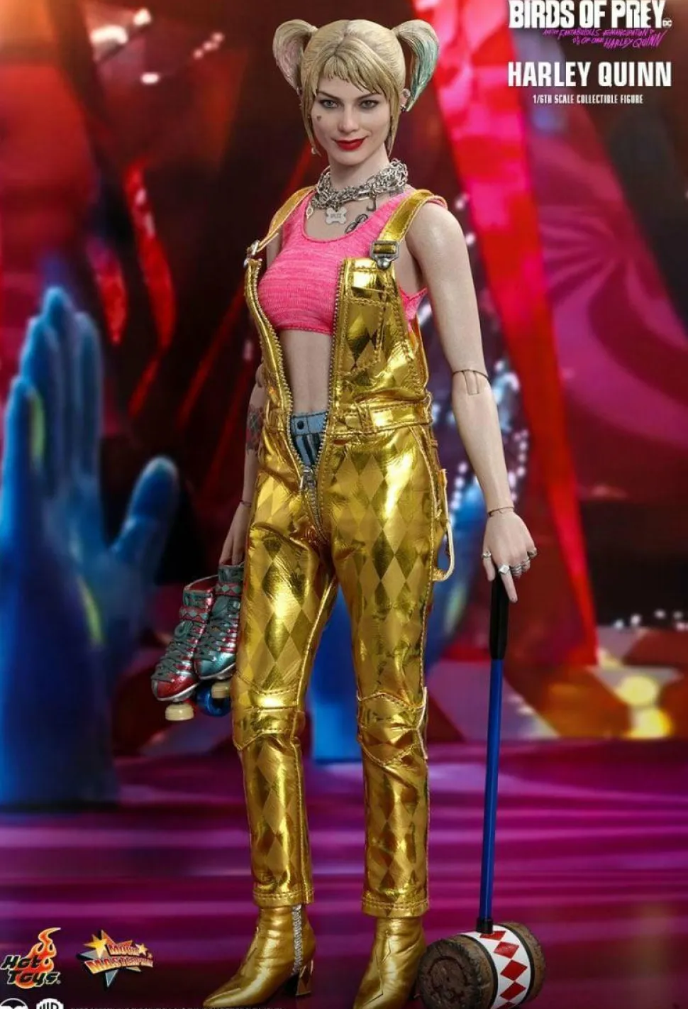 Birds of Prey - Harley Quinn 1/6th Scale Hot Toys Action Figure