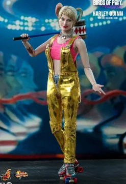 Birds of Prey - Harley Quinn 1/6th Scale Hot Toys Action Figure