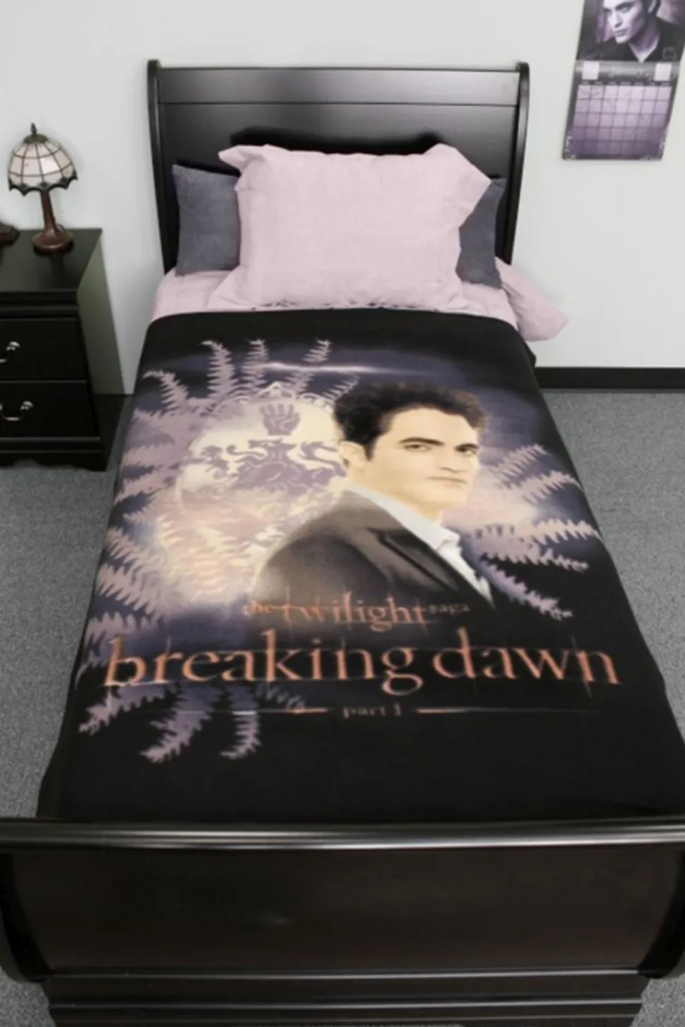 Breaking Dawn - Fleece Blanket "Edward with Crest and Ferns"