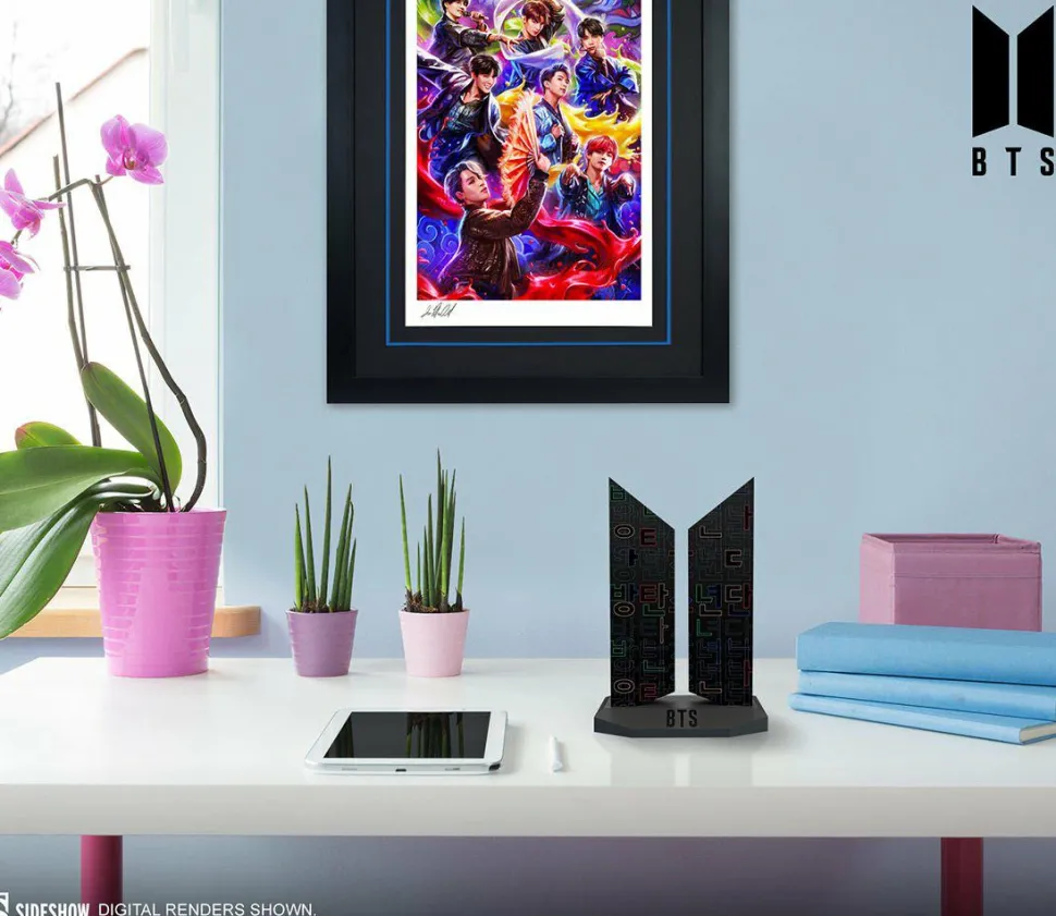 BTS - BTS Premium Logo Hangeful Edition 7” Replica