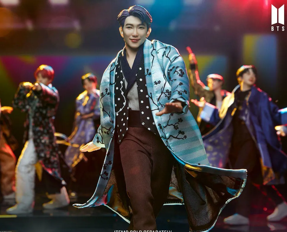 BTS - RM Deluxe 9” Statue