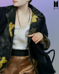 BTS - SUGA Deluxe 9” Statue