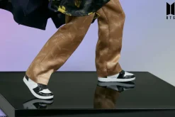 BTS - SUGA Deluxe 9” Statue
