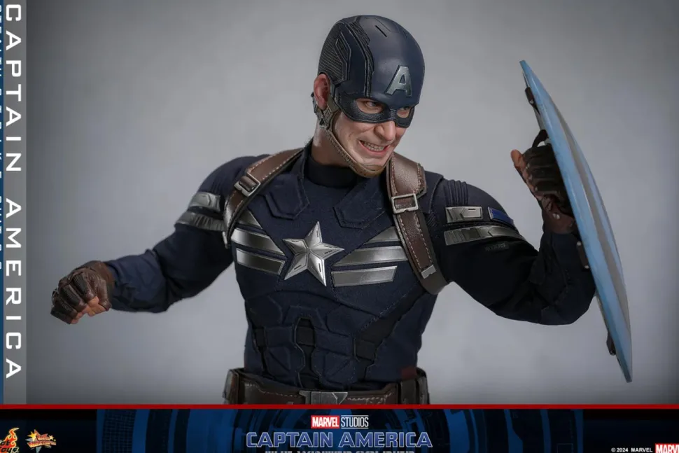 Captain America 2: The Winter Soldier - Captain America (Stealth S.T.R.I.K.E. Suit) 2.0 1/6th Hot Toys Action Figure
