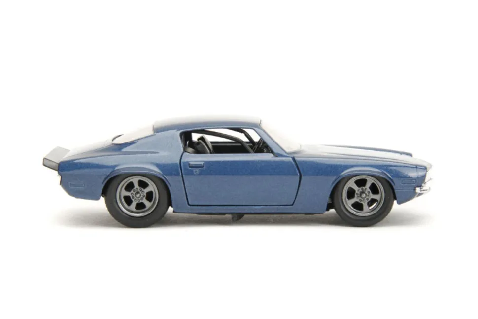 Captain America - Winter Soldier & 1973 Chevrolet Camaro 1/32 Scale Die-Cast Vehicle Replica