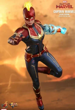 Captain Marvel (2019) - Captain Marvel Deluxe 1/6th Scale Hot Toys Action Figure (Int Sales Only)