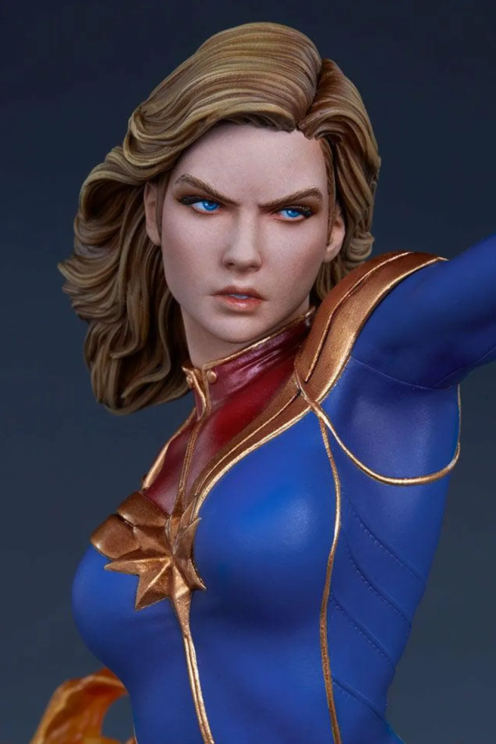 Captain Marvel - Captain Marvel 1/5th Scale Statue