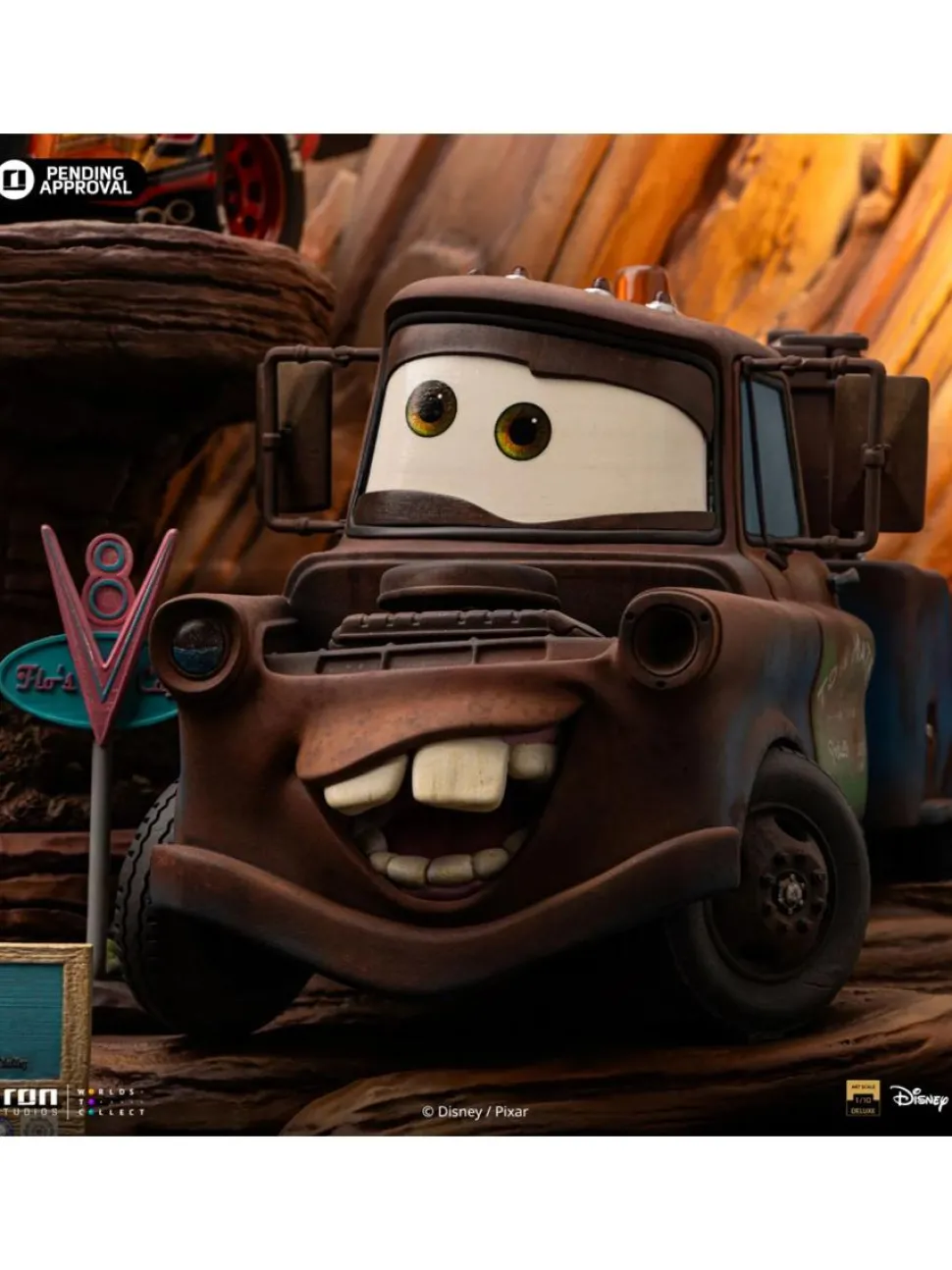Cars - Lightning McQueen & Tow Mater Deluxe 1/10th Scale Statue