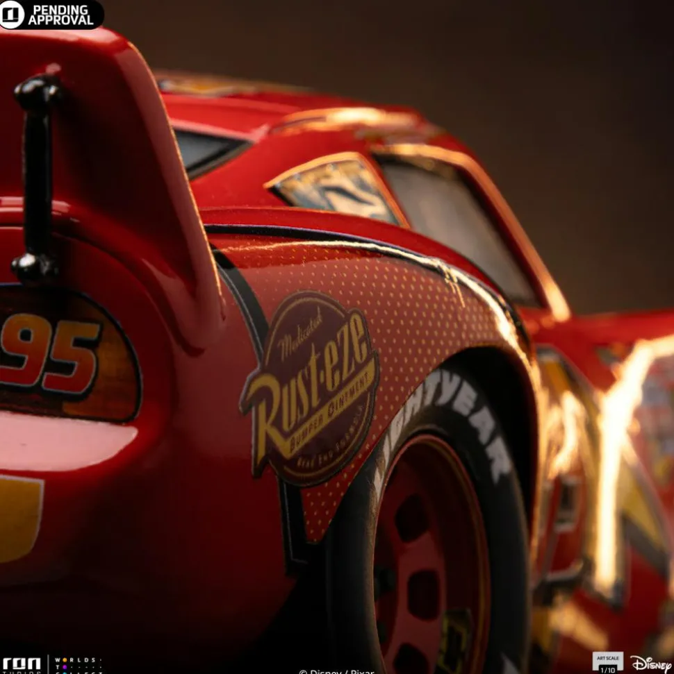 Cars - Lightning McQueen 1/10th Scale Statue