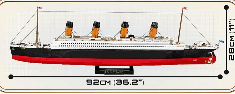 Cobi: Historical Collection - R.M.S. Titanic 1/300th Scale Construction Set (2840 Pieces)