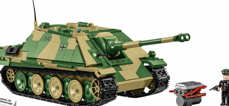 Cobi: World War II - Sd.Kfz. 173 Jagdpanther Tank Historical Collection 1/28th Scale Building Block Construction Set (950 Pieces)