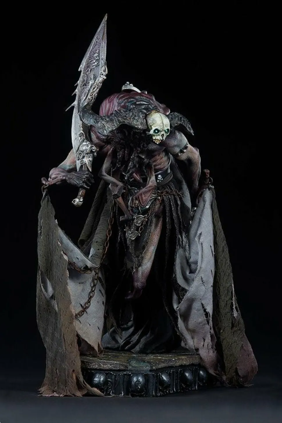 Court of the Dead - Oglavaeil: Dreadsbane Enforcer Premium Format Statue
