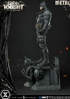 Dark Nights: Metal - The Grim Knight 1/3 Scale Statue