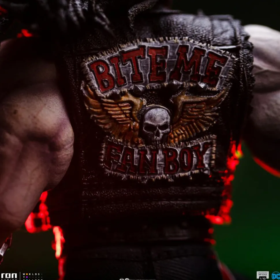 DC Comics - Lobo Unleashed 1/10th Scale Statue