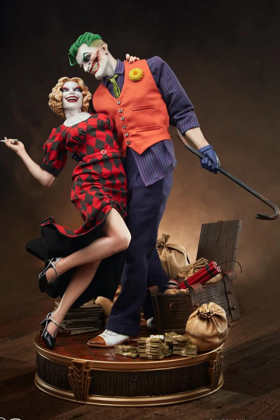 DC Comics - The Joker & Harley Quinn (Lawless Love) 1/5th Scale Diorama Statue