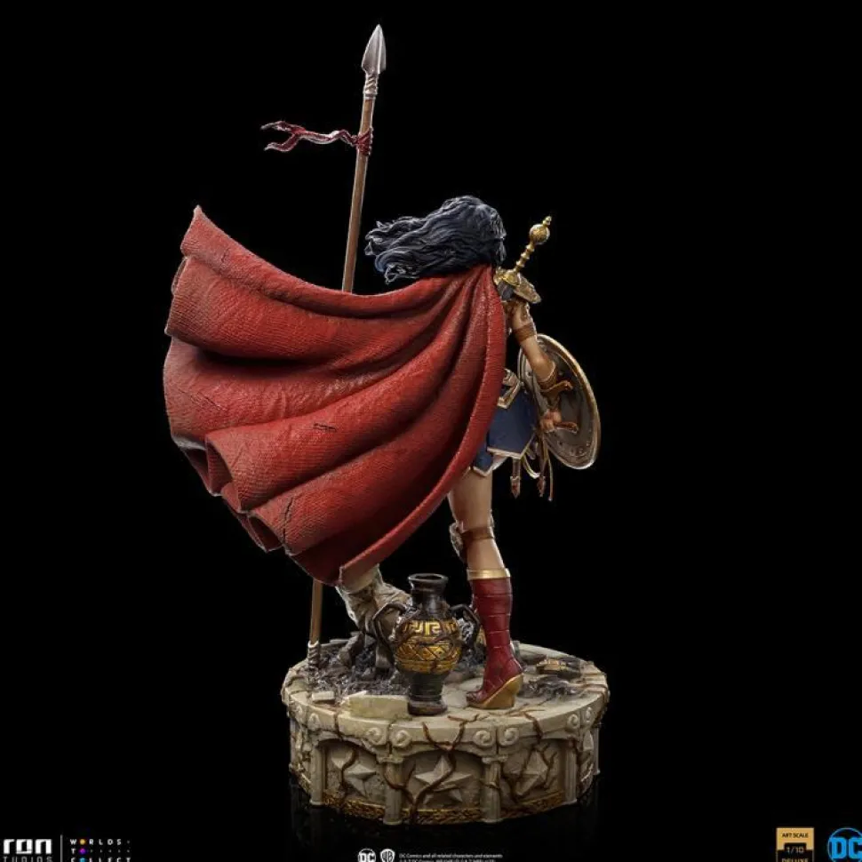 DC Comics - Wonder Woman Unleashed 1/10th Scale Statue
