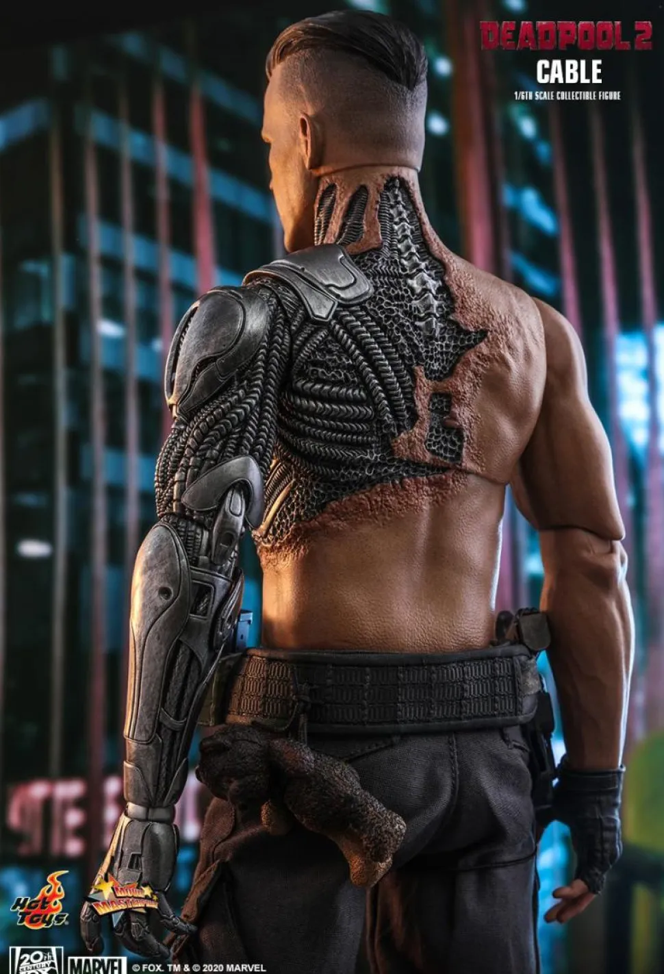 Deadpool 2 - Cable 1/6th Scale Hot Toys Action Figure