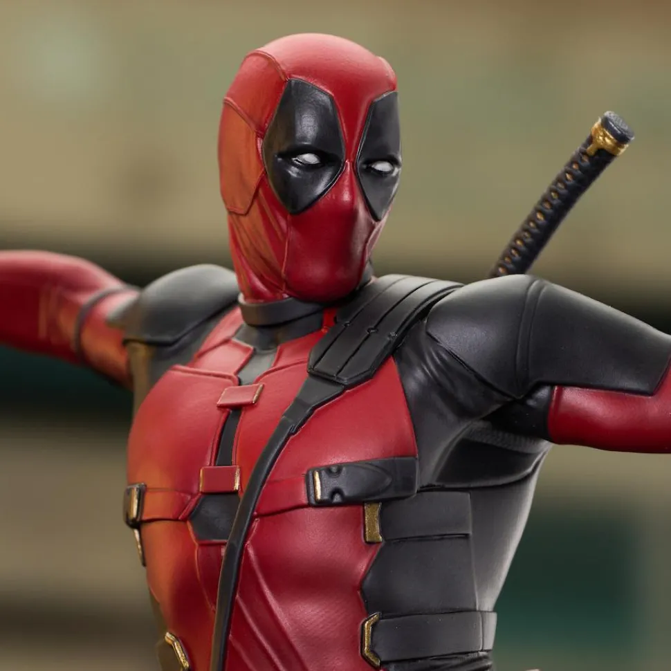 Deadpool & Wolverine (2024) - Deadpool Gallery 10" PVC Diorama Statue