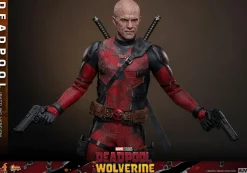 Deadpool & Wolverine (2024) - Deadpool (Battling Version) 1/6th Scale Hot Toys Action Figure