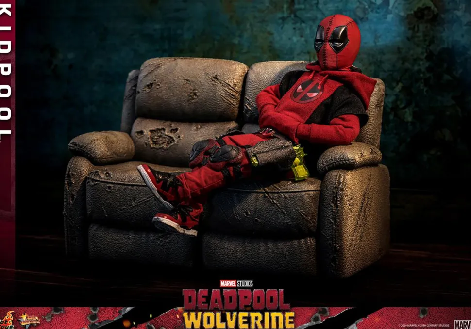 Deadpool & Wolverine (2024) - Kidpool 1/6th Scale Hot Toys Action Figure