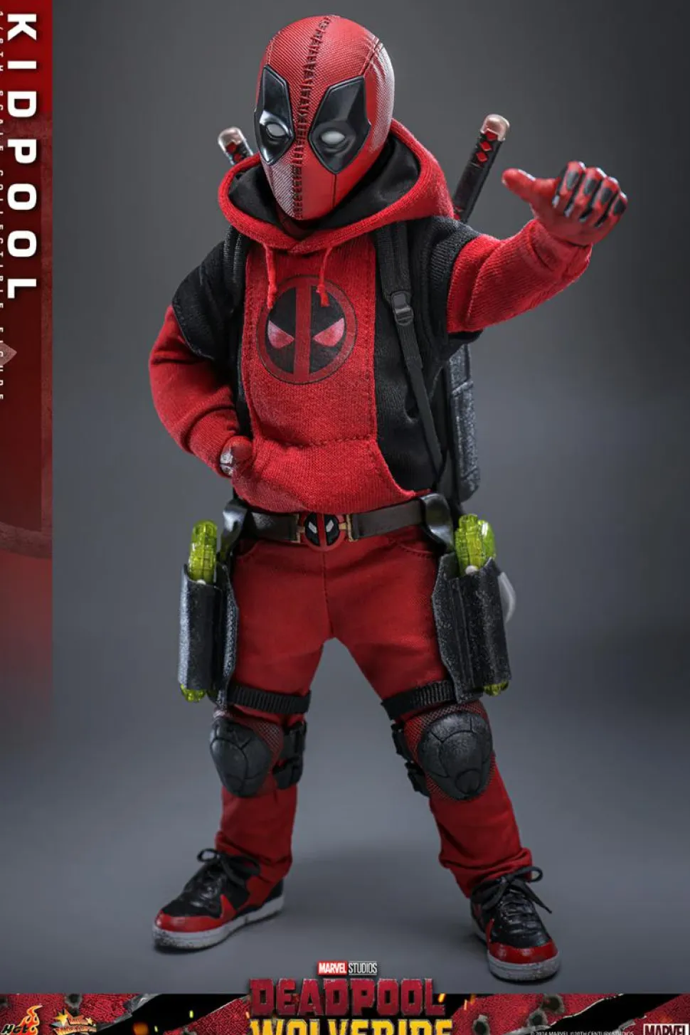 Deadpool & Wolverine (2024) - Kidpool 1/6th Scale Hot Toys Action Figure